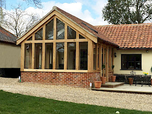 oak garden room in cambridgeshire