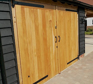single fine oak garages suffolk oak garage doors